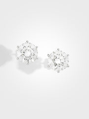 Round Stud Earrings - White Gold - 5 ct