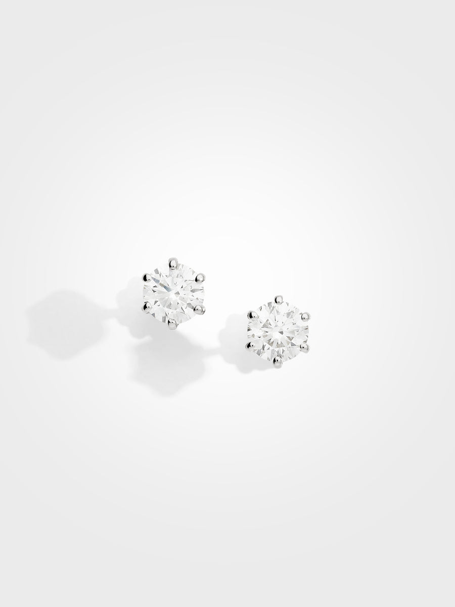 Round Stud Earrings - White Gold - 1 ct