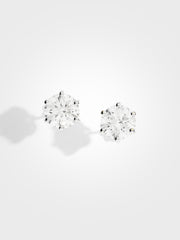 Round Stud Earrings - White Gold - 3 ct