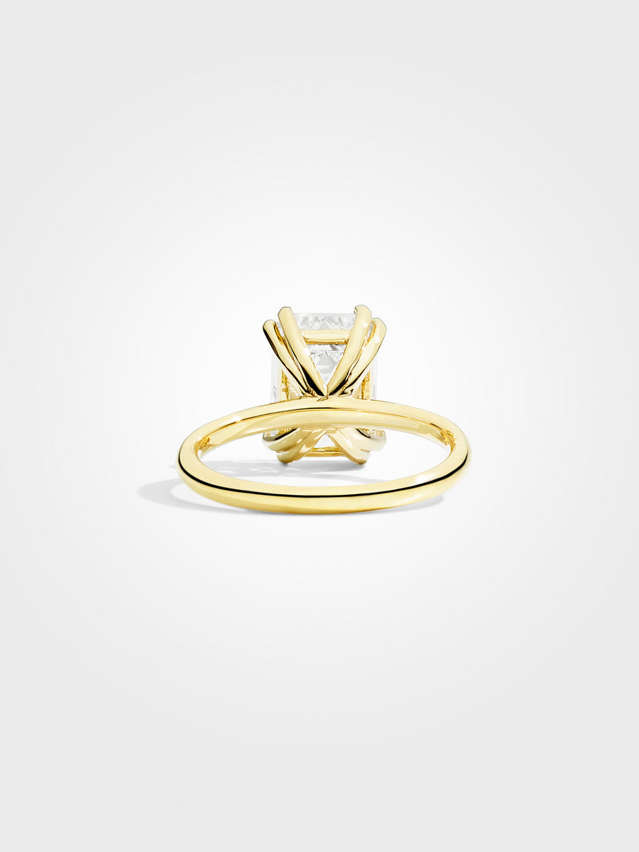 Emerald Solitaire - Yellow Gold - 2 ct