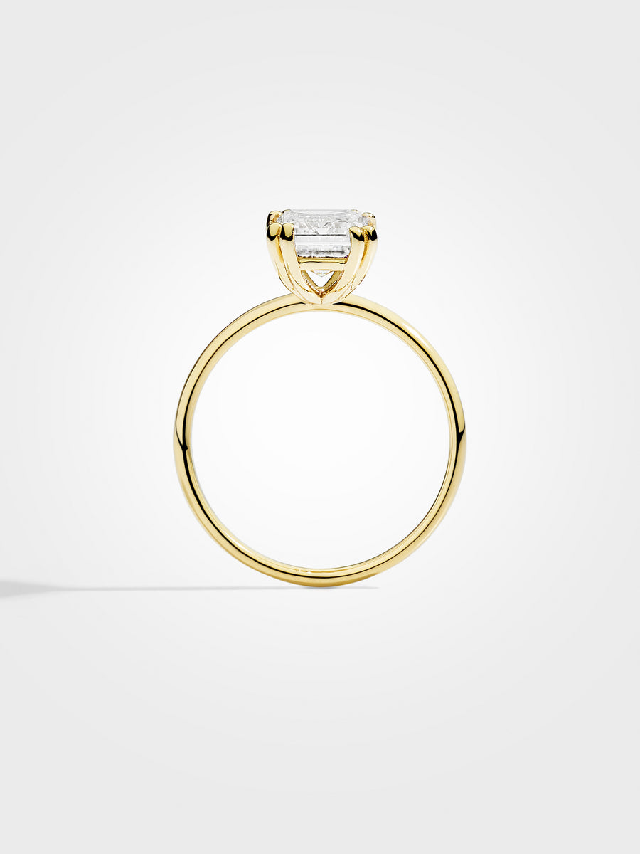Emerald Solitaire - Yellow Gold - 2 ct