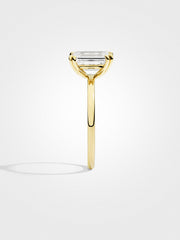 Emerald Solitaire - Yellow Gold - 2 ct
