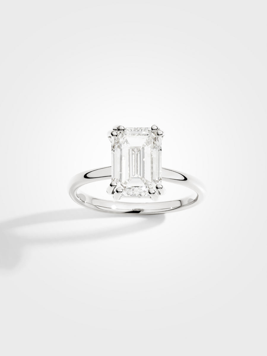 Emerald Solitaire - White Gold - 3 ct
