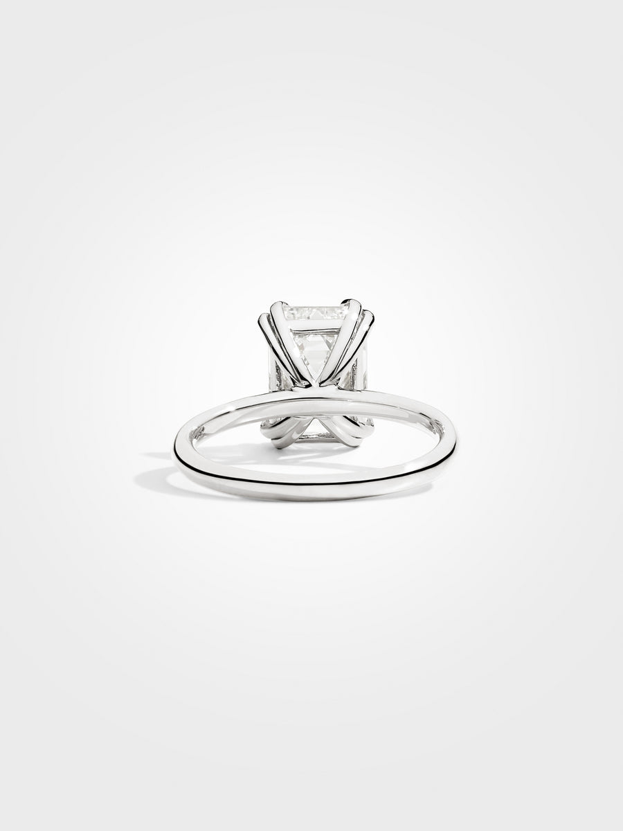 Emerald Solitaire - White Gold - 3 ct