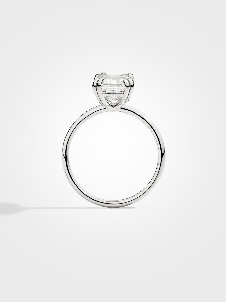 Emerald Solitaire - White Gold - 3 ct