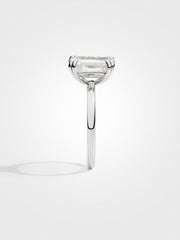 Emerald Solitaire - White Gold - 3 ct