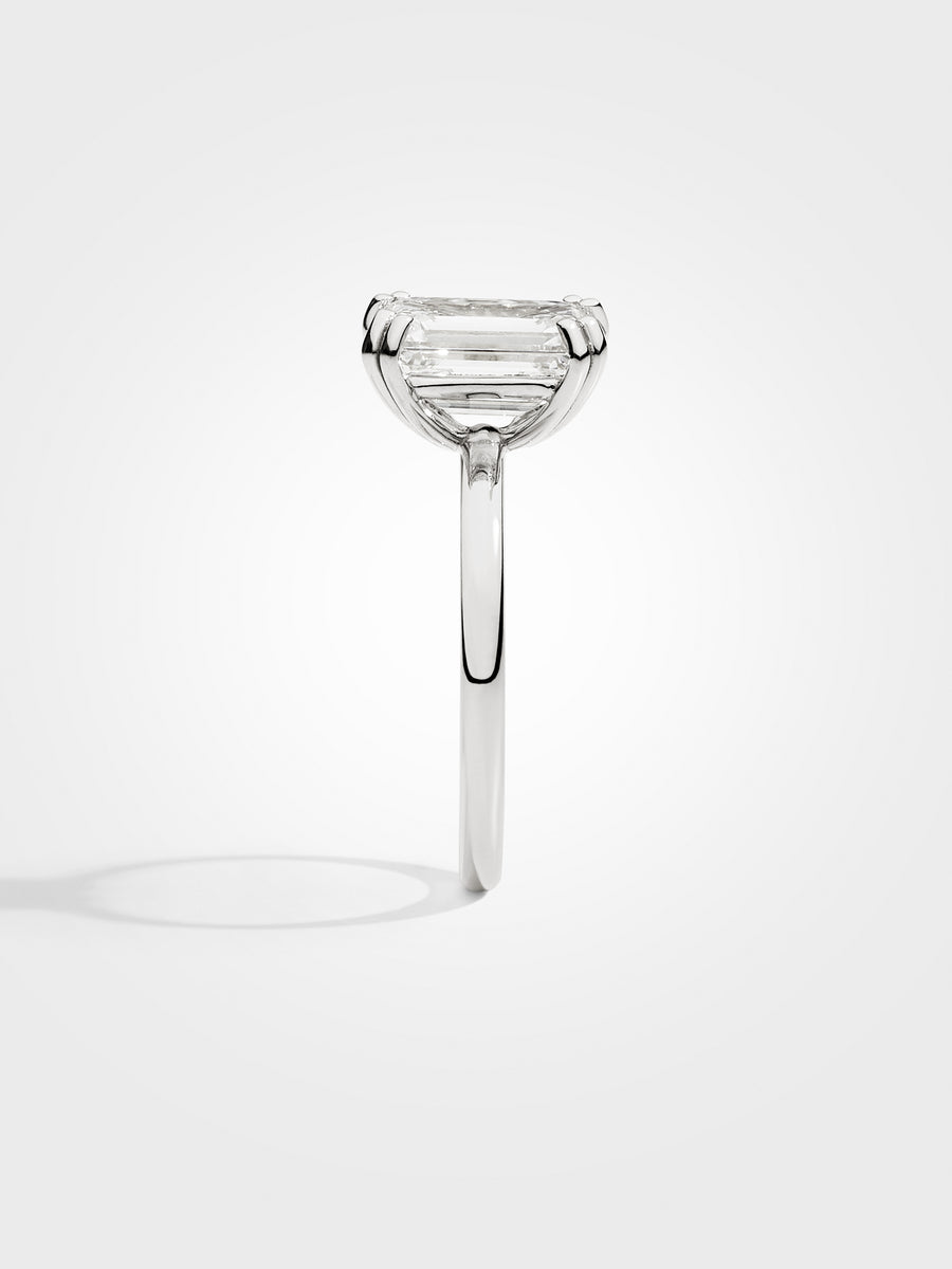 Emerald Solitaire - White Gold - 3 ct