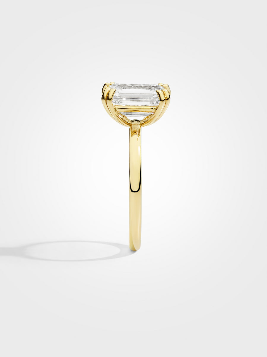 Emerald Solitaire - Yellow Gold - 3 ct
