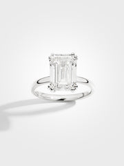 Emerald Solitaire - White Gold - 5 ct