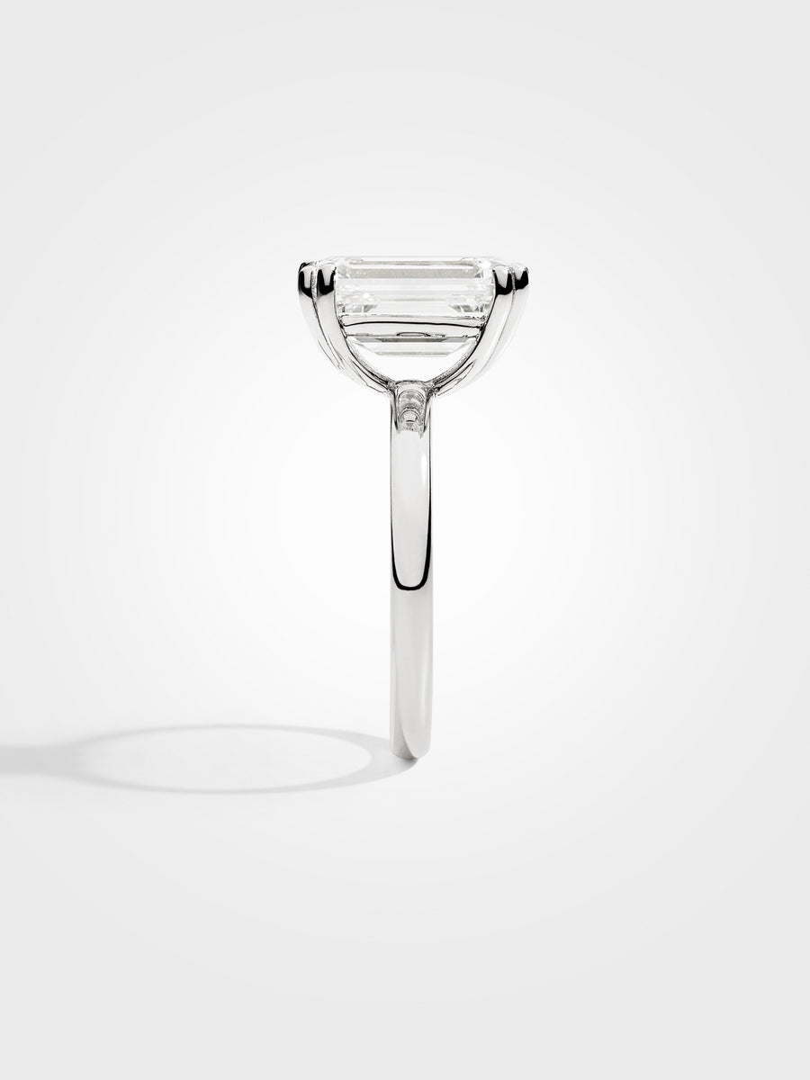 Emerald Solitaire - White Gold - 5 ct