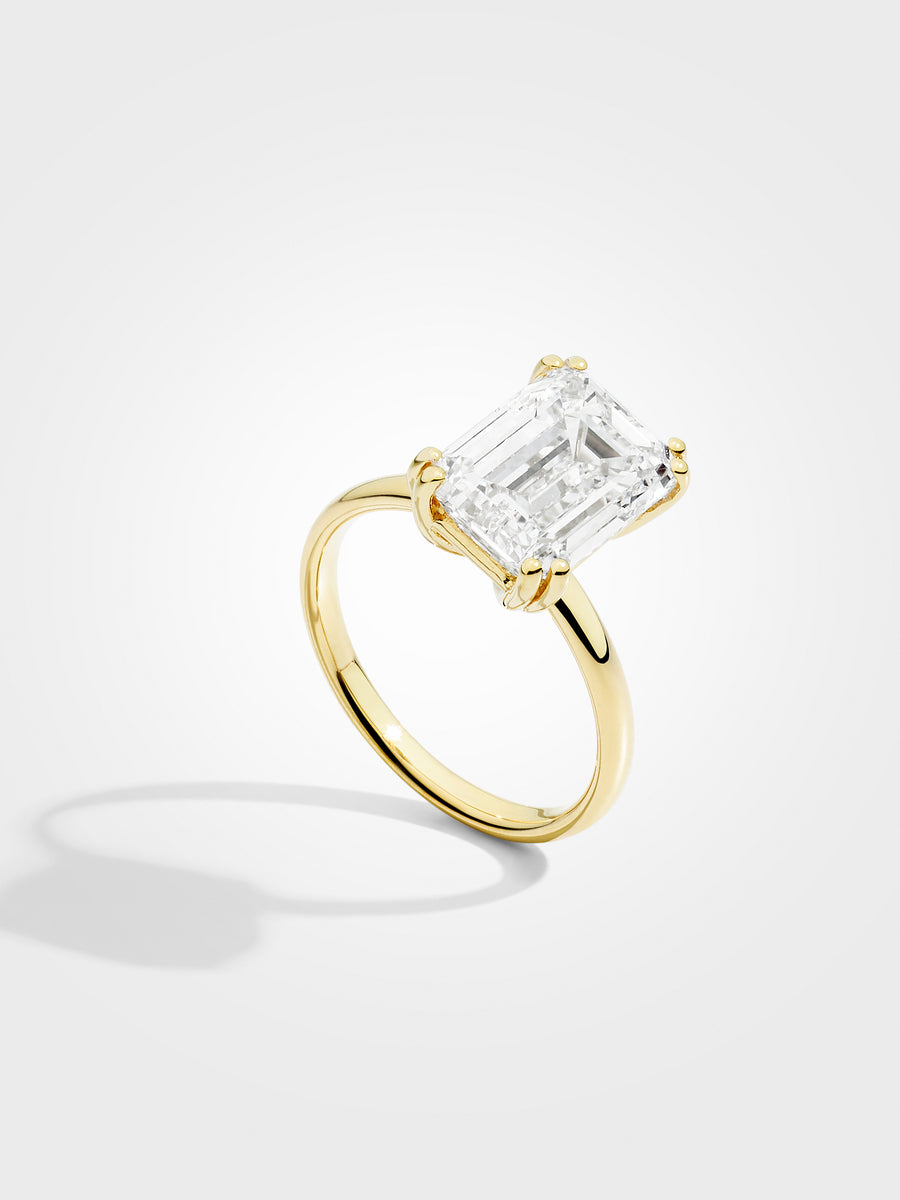 Emerald Solitaire - Yellow Gold - 5 ct