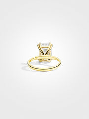 Emerald Solitaire - Yellow Gold - 5 ct