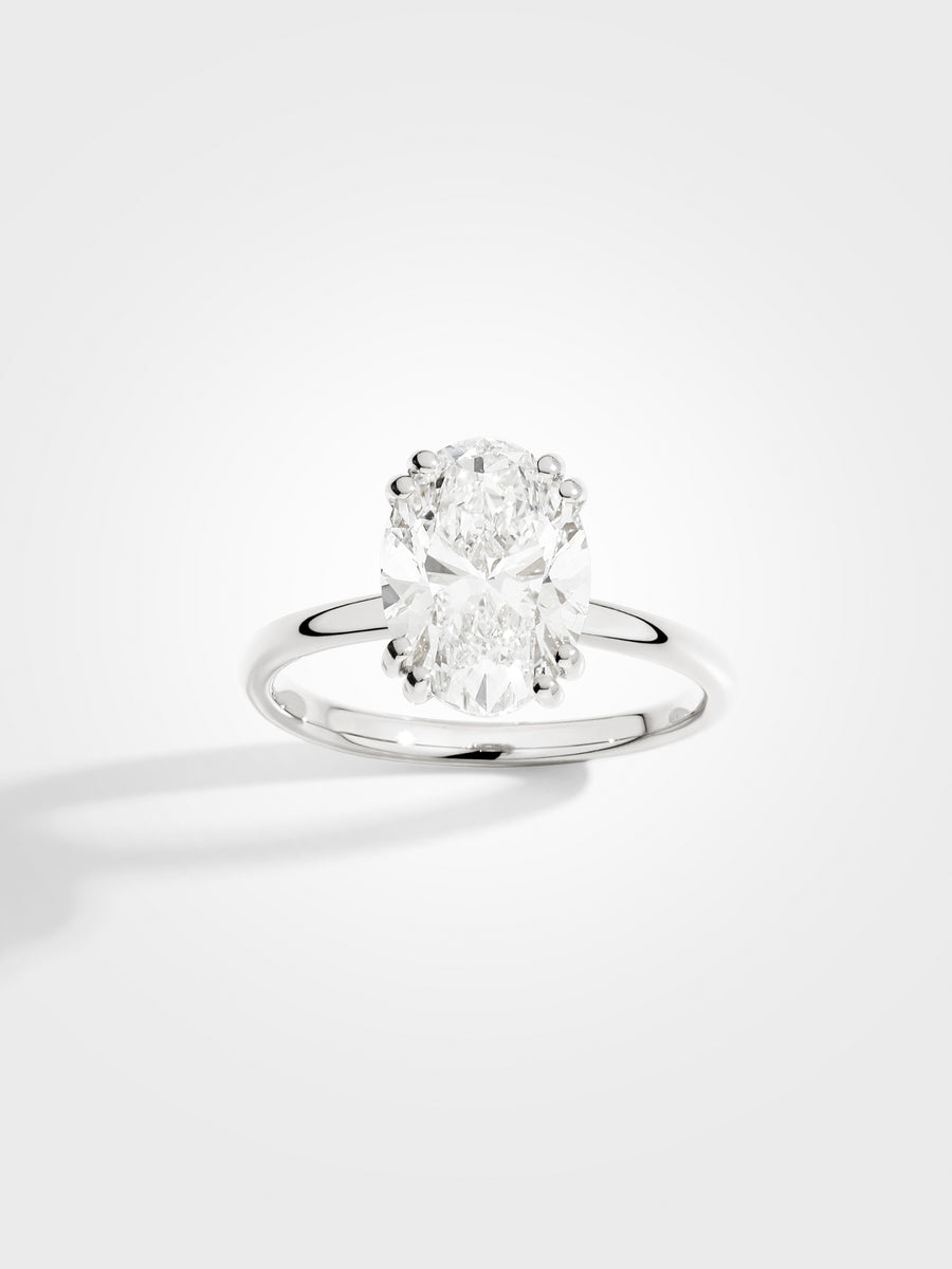 Oval Solitaire - White Gold - 3 ct