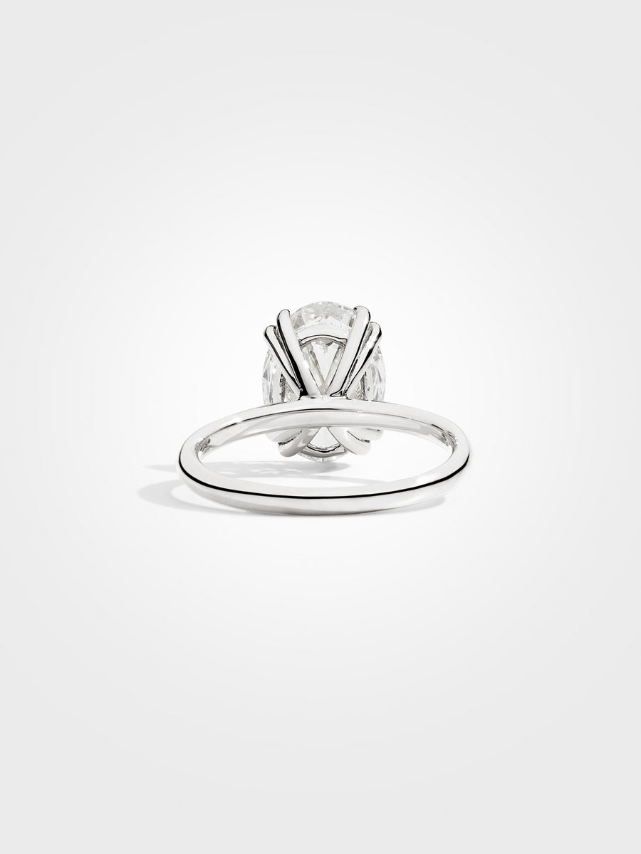 Oval Solitaire - White Gold - 3 ct