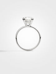 Oval Solitaire - White Gold - 3 ct
